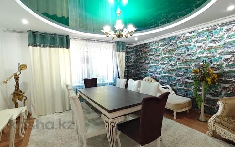 4-комнатная квартира · 99.4 м² · 1/5 этаж, мкр Юго-Восток, степной 1 за 40 млн ₸ в Караганде, Казыбек би р-н — фото 2