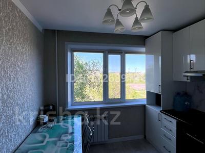 2-бөлмелі пәтер · 50.5 м² · 4/9 қабат, 15-й мкр. 37, бағасы: 14 млн ₸ в Караганде