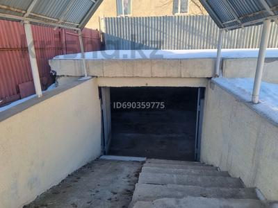 Склады · 120 м² за 250 000 ₸ в Абай