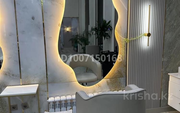 Кабинеты и рабочие места · 5 м² за 150 000 ₸ в Астане, Есильский р-н — фото 2