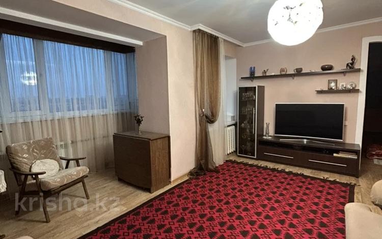 4-бөлмелі пәтер · 83 м² · 7/9 қабат, проспект Назарбаева 209, бағасы: 26 млн ₸ в Уральске — фото 2