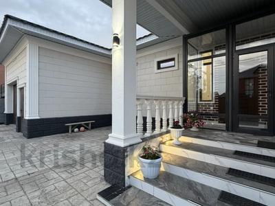 Жеке үй · 4 бөлме · 257.3 м² · 10 жүзд., Үркер, Алтын Сака 19, бағасы: 129 млн ₸ в Астане, Нура р-н