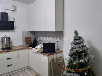 2-комнатная квартира · 53 м² · 1/5 этаж, Халиуллина за 250 000 〒 в Алматы, Медеуский р-н