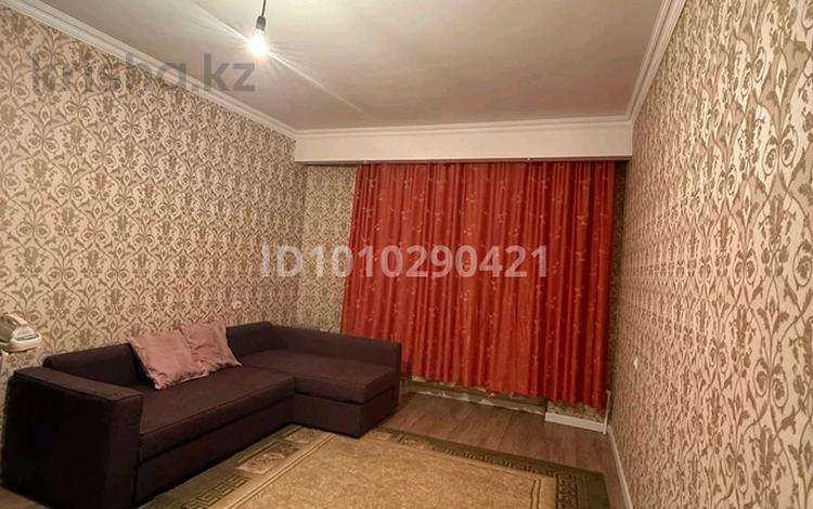 4-комнатная квартира · 77 м² · 1/5 этаж, Бауржан Момуш улы — Амелия гостиница за 400 000 〒 в Экибастузе — фото 2