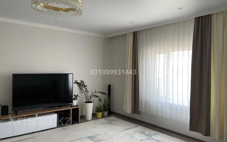 Отдельный дом · 4 комнаты · 250 м² · 9 сот., С.Нурмагамбетова 52 за 70 млн ₸ в Косшы — фото 54