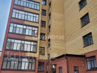 4-комнатная квартира, 154 м², 3/7 этаж, Пугачева 37 за 45 млн 〒 в Уральске