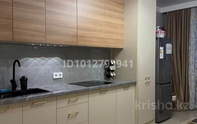 1-бөлмелі пәтер · 45 м² · 8/12 қабат, омарова 1, бағасы: 30 млн ₸ в Алматы, Алатауский р-н — фото 2