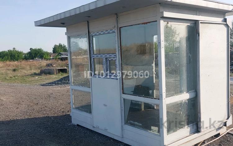 Дүкендер мен бутиктер · 8 м², бағасы: 400 000 ₸ в Караганде, Алихана Бокейханова р-н — фото 2