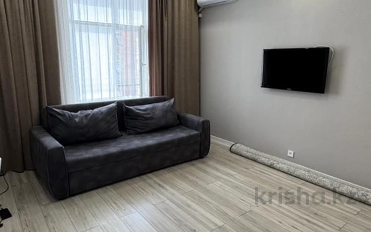 2-бөлмелі пәтер · 45 м² · 9/10 қабат, Юго-Восток ш/а., микрорайон Байкена Ашимова 21, бағасы: 25.5 млн ₸ в Караганде, Казыбек би р-н — фото 2