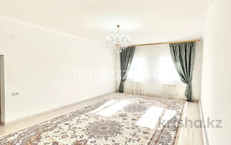 Жеке үй · 5 бөлме · 200.9 м² · 10 жүзд., Зинулла Ералиева 2а — Г.Атырау Таскала, бағасы: 28 млн ₸ — фото 42