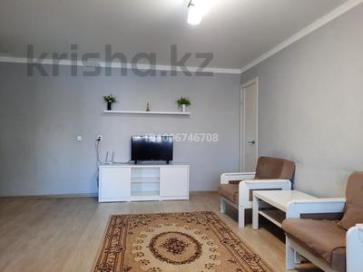 2-комнатная квартира · 55 м² · 2/5 этаж, мкр Новый Город, Пр. Бухар-Жырау 52 — За ТД Абзал за 14 000 ₸ в Караганде, Казыбек би р-н