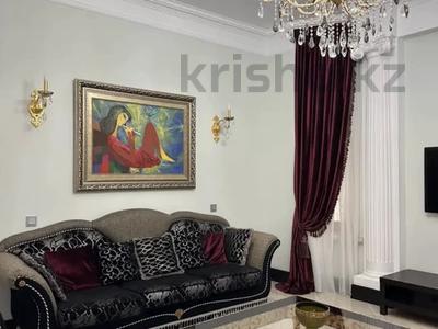 Отдельный дом · 5 комнат · 450 м² · 10 сот., мкр Юбилейный за 2.8 млн ₸ в Алматы, Медеуский р-н