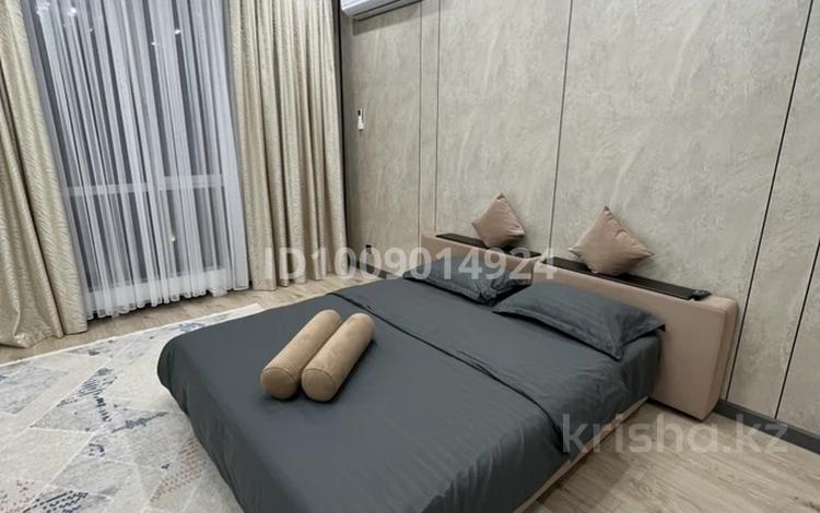 1-комнатная квартира · 70 м² · 4/12 этаж, мкр Тараз, Рыскулова 33 за 17 000 ₸ в Шымкенте, Аль-Фарабийский р-н — фото 11