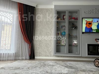 Продажа домов и дачи в Актюбинской обл.: Отдельный дом · 5 комнат · 200 м² · 10 сот., мкр Болашак — Рядом с СТО Аксункар за 64 млн 〒 Отдельный дом · 5 комнат · 200 м² · 10 сот., мкр Болашак — Рядом с СТО Аксункар за 64 млн 〒 в Актобе