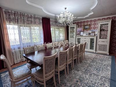 Отдельный дом · 5 комнат · 180 м² · 5.8 сот., Касым хан 5 за 60 млн 〒 в 