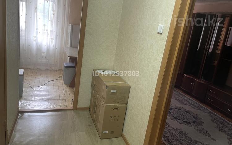 1-бөлмелі пәтер · 34 м² · 3/5 қабат, мкр 8 70 — 101 стр бригады, бағасы: 120 000 ₸ в Актобе — фото 2