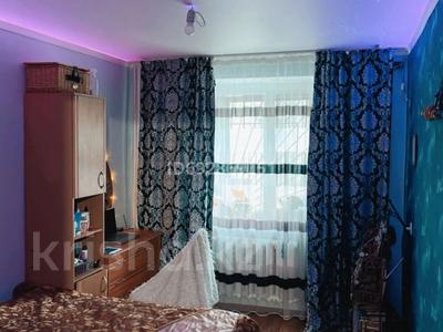 4-комнатная квартира, 71 м², 1/3 этаж, Алия Молдагулова 69 за 16 млн 〒 в Экибастузе