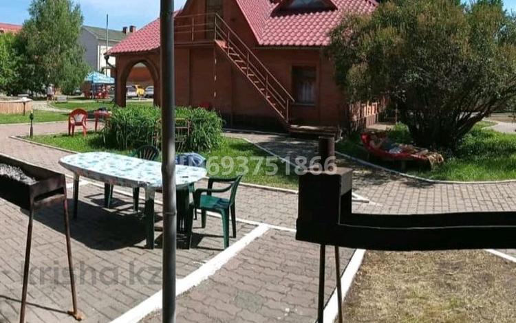Жеке үй · 2 бөлме · 30 м², Шамши Колдаякова 19, бағасы: 5 000 ₸ в Бурабае — фото 2