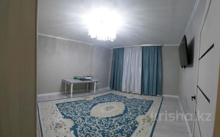 1-бөлмелі пәтер · 43 м² · 6/6 қабат, мкр. Алтын орда, Алтын орда ш/а., бағасы: 17.5 млн ₸ в Актобе — фото 2