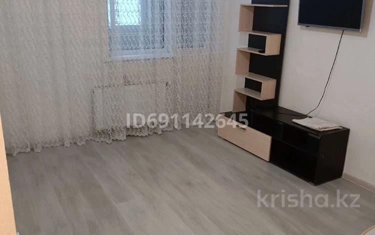 1-комнатная квартира, 36 м², 8/9 этаж помесячно, А105 ул 20