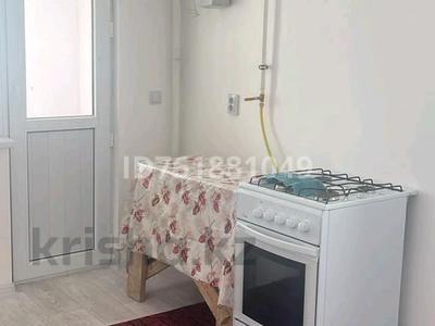 Пәтерлер в Туркестанской обл.: 3-бөлмелі пәтер · 70 м² · 6/7 қабат, 11 15/1, бағасы: 17.2 млн 〒 3-бөлмелі пәтер · 70 м² · 6/7 қабат, 11 15/1, бағасы: 17.2 млн 〒 в Туркестане