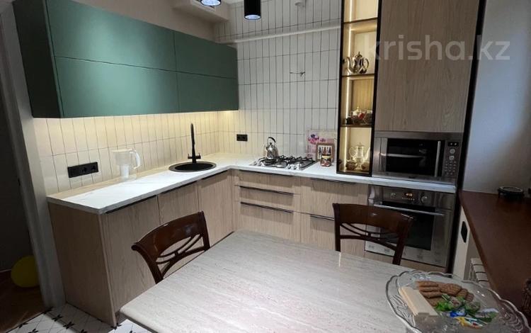 3-комнатная квартира · 84 м² · 1/5 этаж, Пушкина — Абая за 112 млн ₸ в Алматы, Медеуский р-н — фото 8