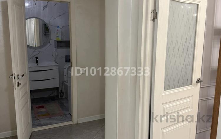 2-комнатная квартира · 47 м² · 3/15 этаж, Наурызбай батыра 50 — Жибек Жолы за 400 000 ₸ в Алматы, Алмалинский р-н — фото 2