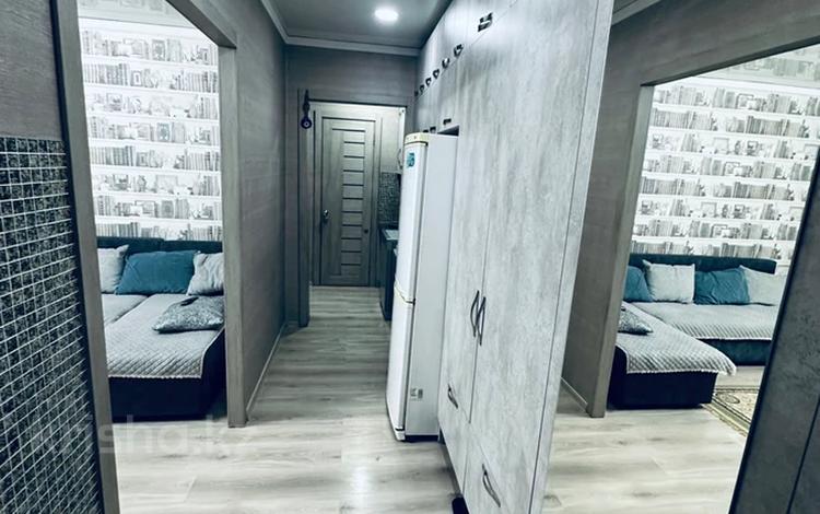 2-комнатная квартира · 45 м², Валиханова 159 — Шакарима за 250 000 〒 в Семее — фото 2