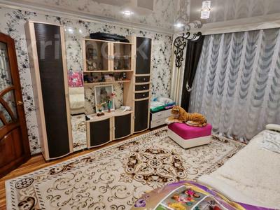 3-комнатная квартира · 68 м² · 1/10 этаж, Бухар жырау 21/1 за 27.5 млн 〒 в Павлодаре