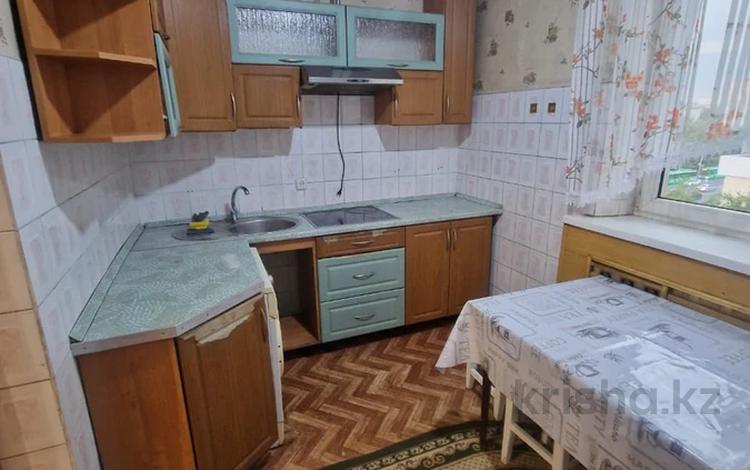 2-комнатная квартира · 52.6 м² · 7/12 этаж, мкр Аксай-1А 14 — Толе би Момышулы за 220 000 ₸ в Алматы, Ауэзовский р-н — фото 2