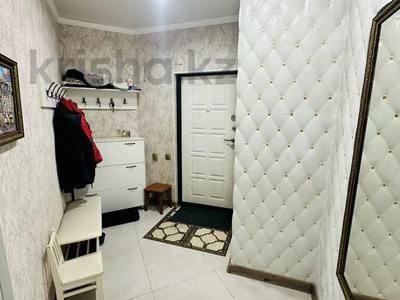 2-бөлмелі пәтер · 92.5 м² · 4/15 қабат, Шакарима, бағасы: 30.5 млн ₸ в Семее