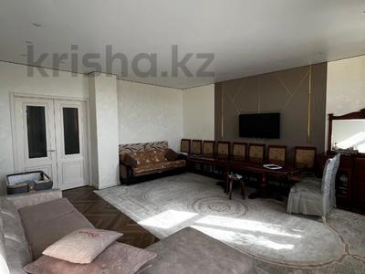 4-бөлмелі пәтер · 170 м² · 8/15 қабат, 17-й мкр 54, бағасы: 65 млн ₸ в Актау