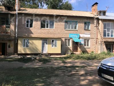 2-комнатная квартира, 45 м², 2/2 этаж, Просторная 2 за 2.1 млн 〒 в Большом Чагане