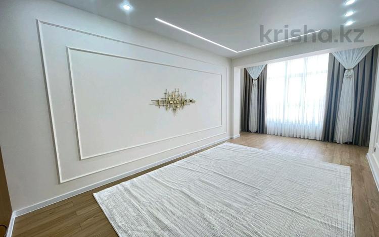 2-комнатная квартира · 80 м² · 11/11 этаж, 18 мкр 11 за 28.5 млн ₸ в Актау, 18-й мкр  — фото 2