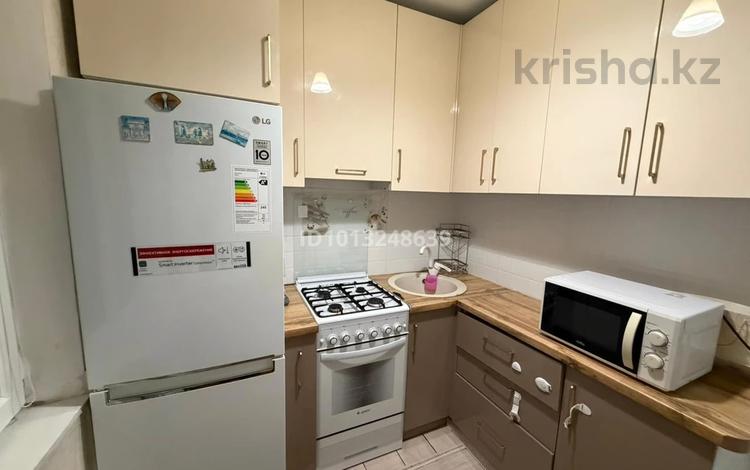 2-комнатная квартира · 49 м² · 3/4 этаж, мкр Тастак-3, Аносова 46 за 300 000 ₸ в Алматы, Алмалинский р-н — фото 2
