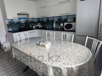 2-комнатная квартира · 57 м² · 1/5 этаж, Балапанова 16 за 23 млн ₸ в Талдыкоргане, мкр Бирлик