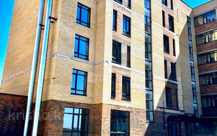 3-комнатная квартира · 96.5 м² · 3/9 этаж, мкр. Алтын орда, Молдагулова 74 — ЖК Байсанат 5 за 31 млн ₸ в Актобе — фото 2