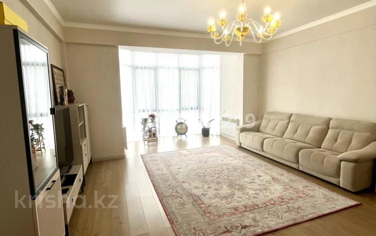 2-бөлмелі пәтер · 83.8 м² · 7/10 қабат, Шарипова 28/1 — Стадион Мунайшы, бағасы: 48 млн ₸ в Атырау, мкр Жилгородок — фото 2