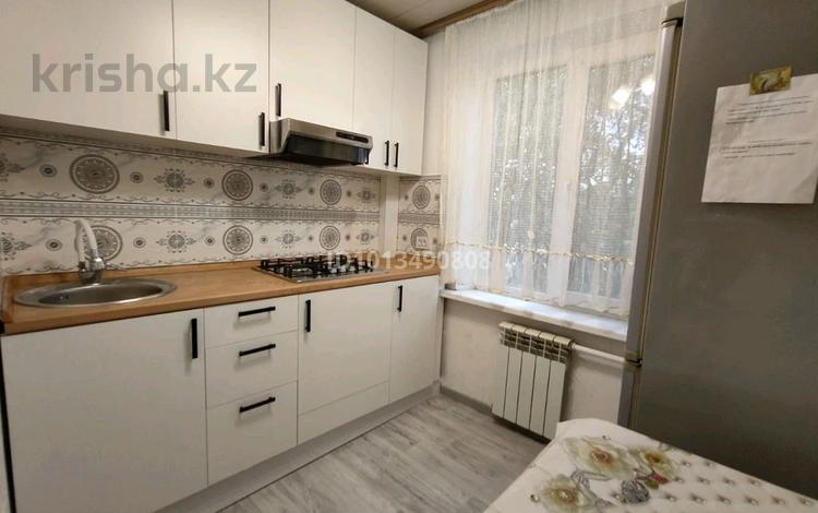 2-бөлмелі пәтер · 44 м² · 2/5 қабат, мкр №6 — Пр.Абая уг. Саина, бағасы: 260 000 ₸ в Алматы, Ауэзовский р-н — фото 2
