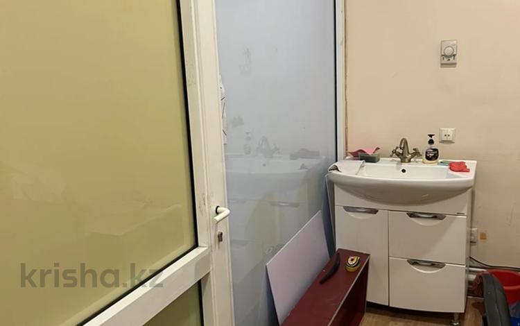 Дүкендер мен бутиктер · 60 м², бағасы: 200 000 ₸ в Актау, 13-й мкр — фото 46