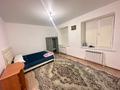1-бөлмелі пәтер · 50 м² · 1/5 қабат, Бөкенбай батыр 157 — Болашақ-Юни Сити-Аэрапорт, бағасы: 10 000 ₸ в Актобе, мкр Авиатор — фото 2
