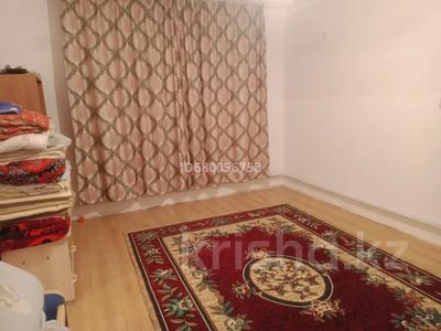 2-комнатный дом помесячно, 74 м², 8 сот., 16 улица за 75 000 〒 в 