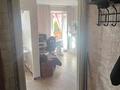 2-комнатная квартира · 42 м² · 3/5 этаж, Майкудук, Майкудук, 14й микрорайон 8 — Магазин Раушан за 10 млн ₸ в Караганде, Алихана Бокейханова р-н