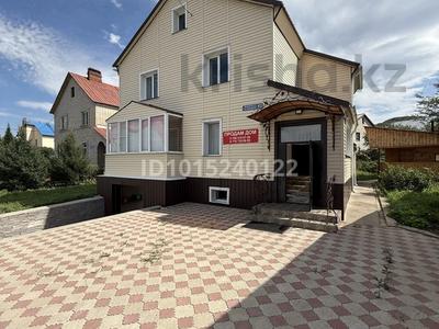 Жеке үй · 5 бөлме · 150 м² · 10 жүзд., Энтузиастов 69 — Айтыкова, бағасы: 85.3 млн ₸ в Усть-Каменогорске, Ульбинский