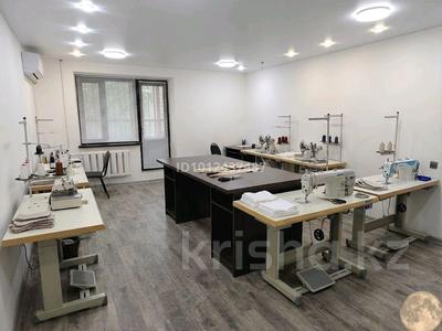Кабинеты и рабочие места · 100 м² за 850 000 ₸ в Актобе, мкр 5