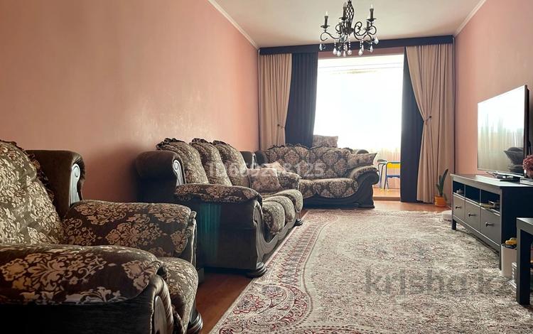 3-комнатная квартира, 95 м², 7/10 этаж, Бектурова 2/1 за 29.5 млн 〒 в Павлодаре — фото 2