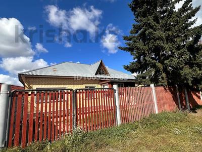 Отдельный дом · 4 комнаты · 100 м² · 10 сот., Набережная 138 — Калинина за 45 млн 〒 в Щучинске