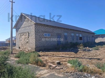 Жеке үй · 4 бөлме · 186 м² · 8 жүзд., Байтақ-3 -ш/а., 2 19, бағасы: 15 млн ₸ в Атырау, мкр	Байтак-3