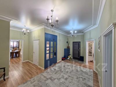 4-комнатная квартира · 159 м² · 10/12 этаж, 16-й мкр 50 за 39.5 млн 〒 в Актау