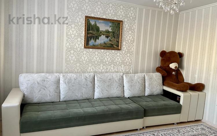 3-комнатная квартира · 64 м² · 2/5 этаж, Мкр Черёмушки 4 за 17 млн ₸ в Акмоле — фото 2